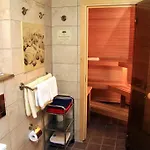 Alex Maja Hotel