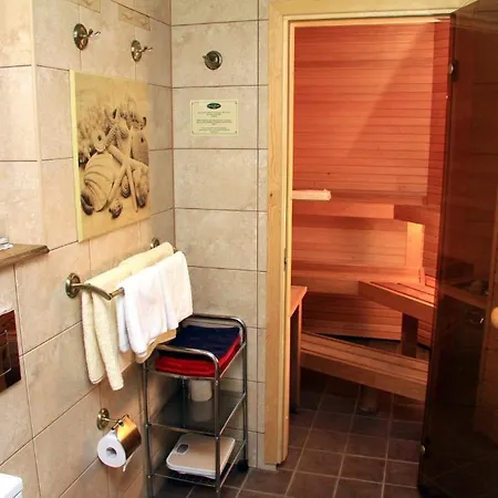 Alex Maja Hotel