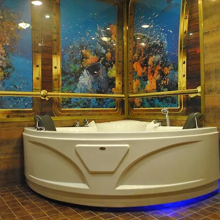 Alex Maja Hotel