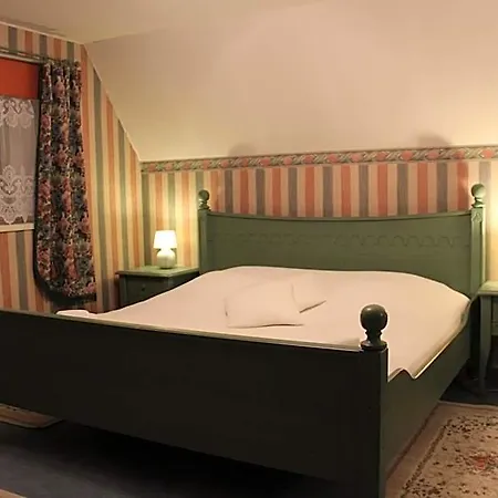 Alex Maja Hotel